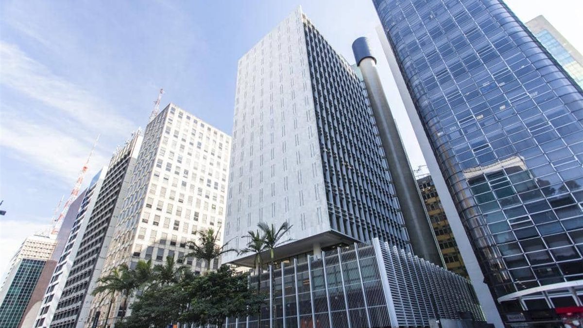 Edifícios corporativos ligados à Itaúsa e ao Itaú em São Paulo